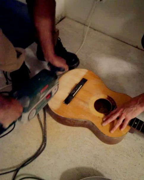 late [ Berlin Tings ] - _Pimpin' Coop's G-tar _ Live _ clip1 __Sunny from _cultureduborche