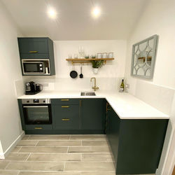 A097A5E9-A867-401B-8A2B-709B2DF9A89F