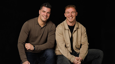 Bas en Nikki, voetballers en ambassadeurs van Hart voor de Club.