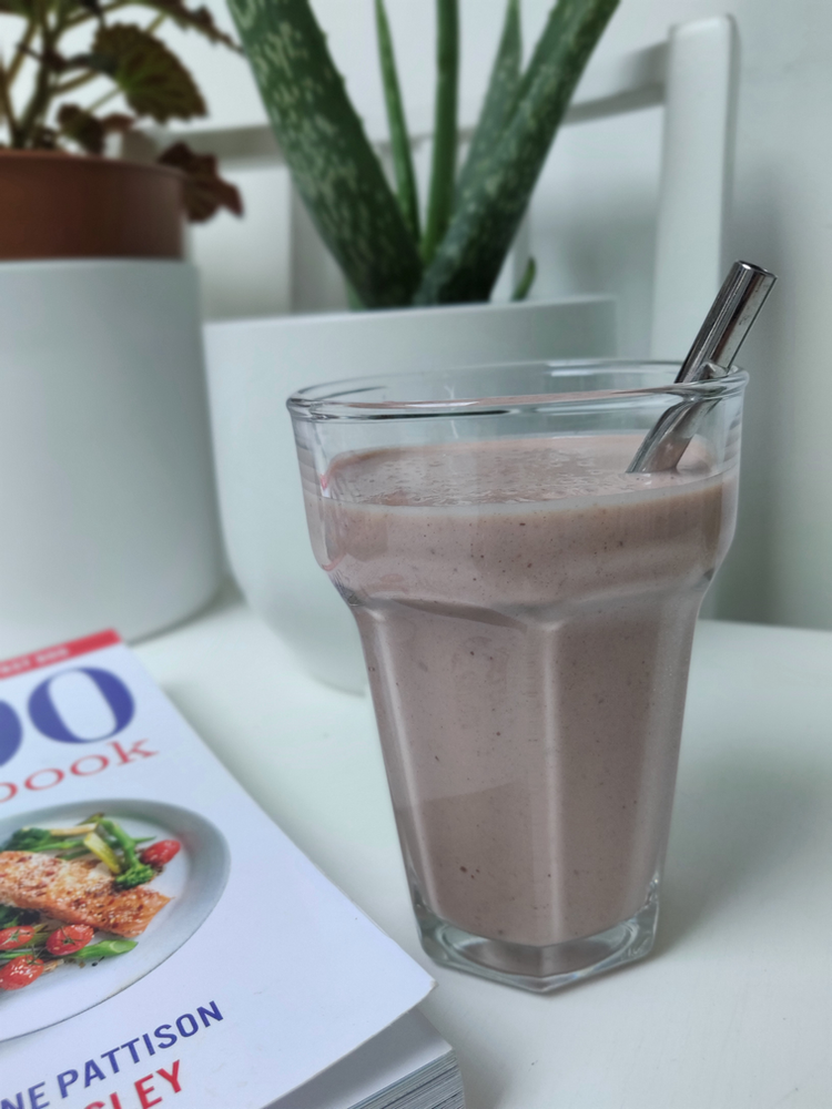 Fast 800 smoothie, Strawberry & chocolate smoothie (195