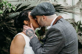 Sheffield wedding photographer botanical gardens Victoria Greensmith9.jpeg