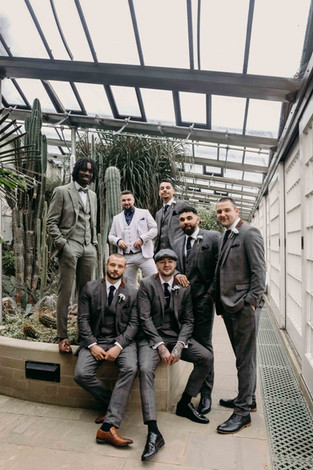Sheffield wedding photographer botanical gardens Victoria Greensmith23.jpeg
