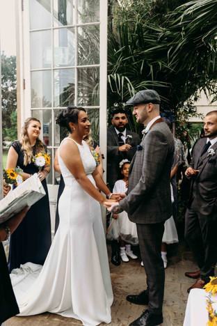 Sheffield wedding photographer botanical gardens Victoria Greensmith24.jpeg