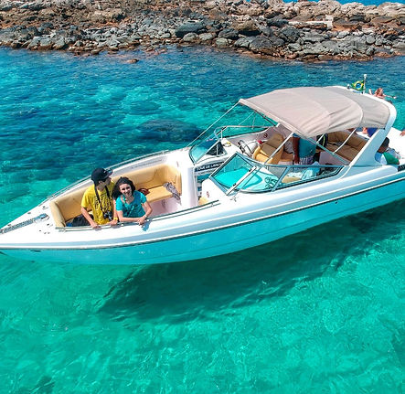 Lancha Angra (2)_edited.jpg