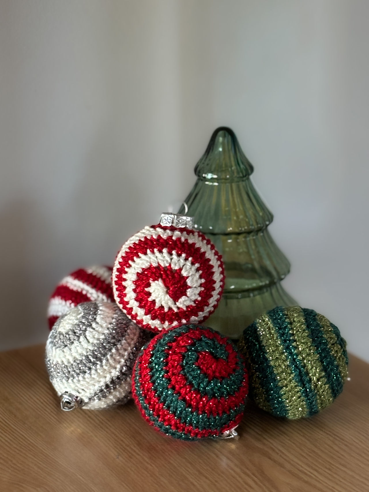 Crochet Christmas baubles