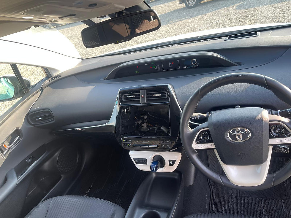 Thumbnail: Toyota Prius Hybrid 2017