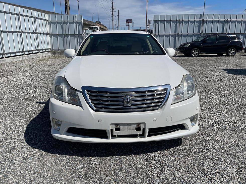 Thumbnail: TOYOTA CROWN ROYALSALOON 2010