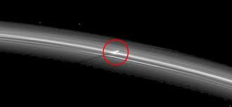 Satürn Yüzüğündeki UFO