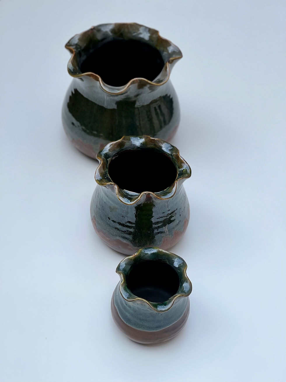 Thumbnail: Beautiful Dark Green Pot- Ceramic/Glazed