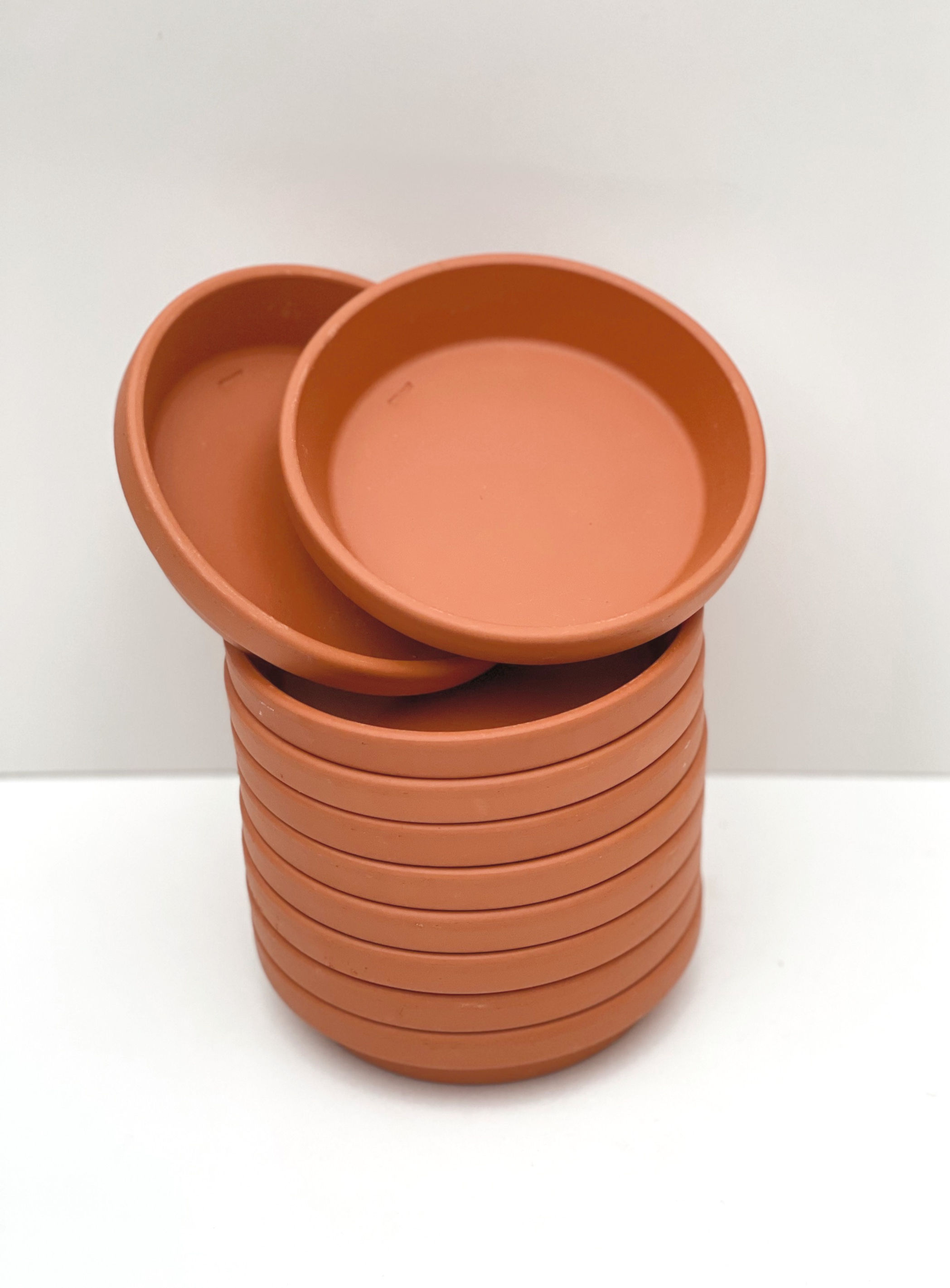 Terracotta Plant Pot Saucers 30cm Diameter (S30)