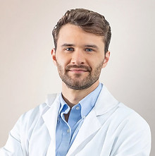 Dr. med. (HU) Kristof Sebesteny.JPG