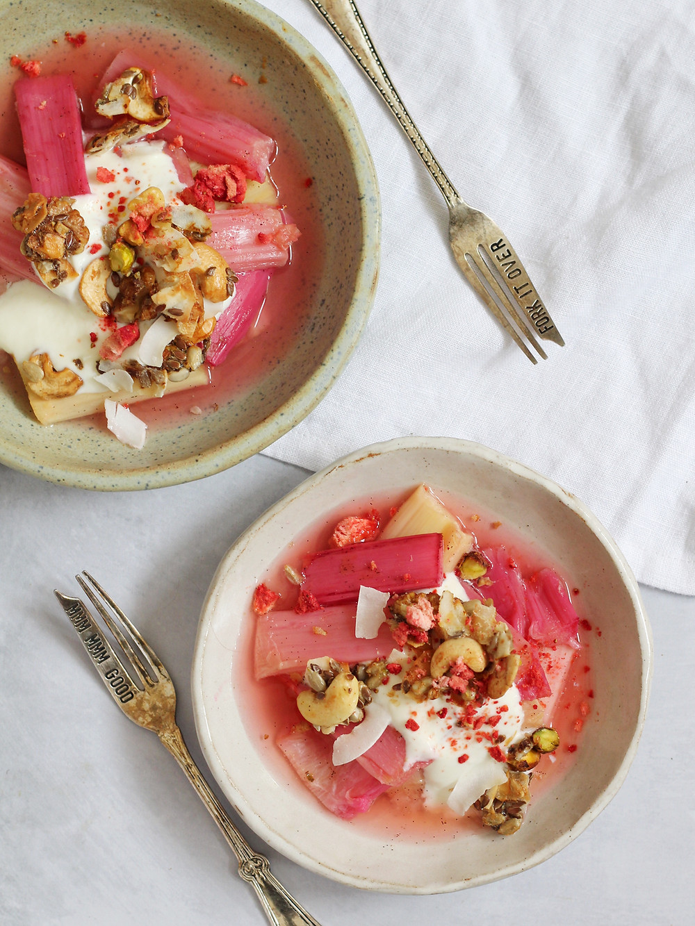 vanilla roasted rhubarb with yogurt