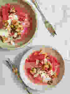 vanilla roasted rhubarb with yogurt