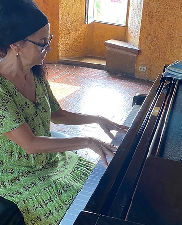 piano 2_edited.jpg