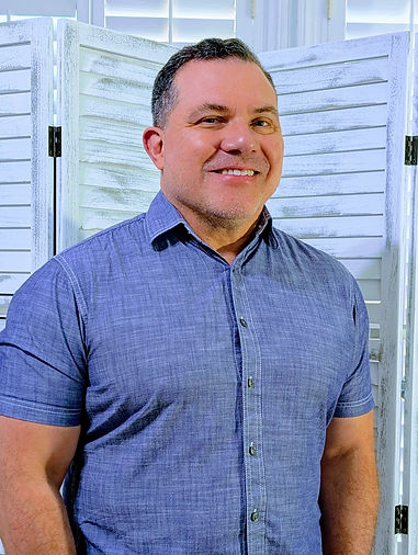 Migs pic short sleeve.jpg