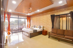 WhatsApp Image 2022-08-06 at 11.26.34 PM (1).jpg