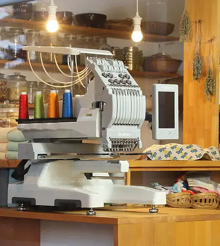 Tajima Sai in a Shop