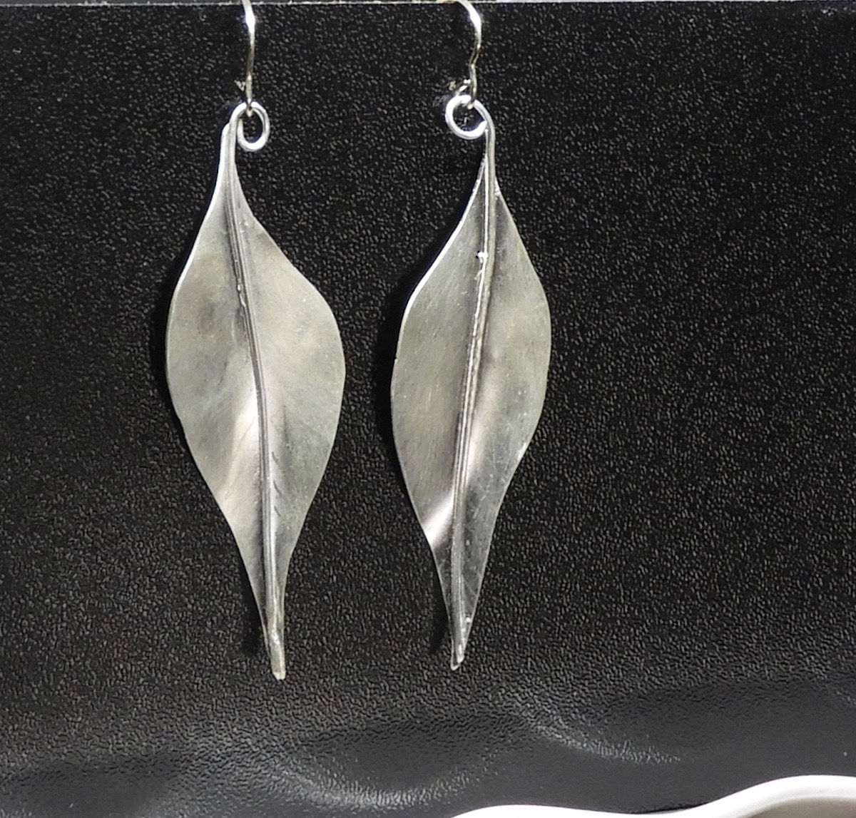(SOLD)Beautiful Sterling Silver Leaf Earrings