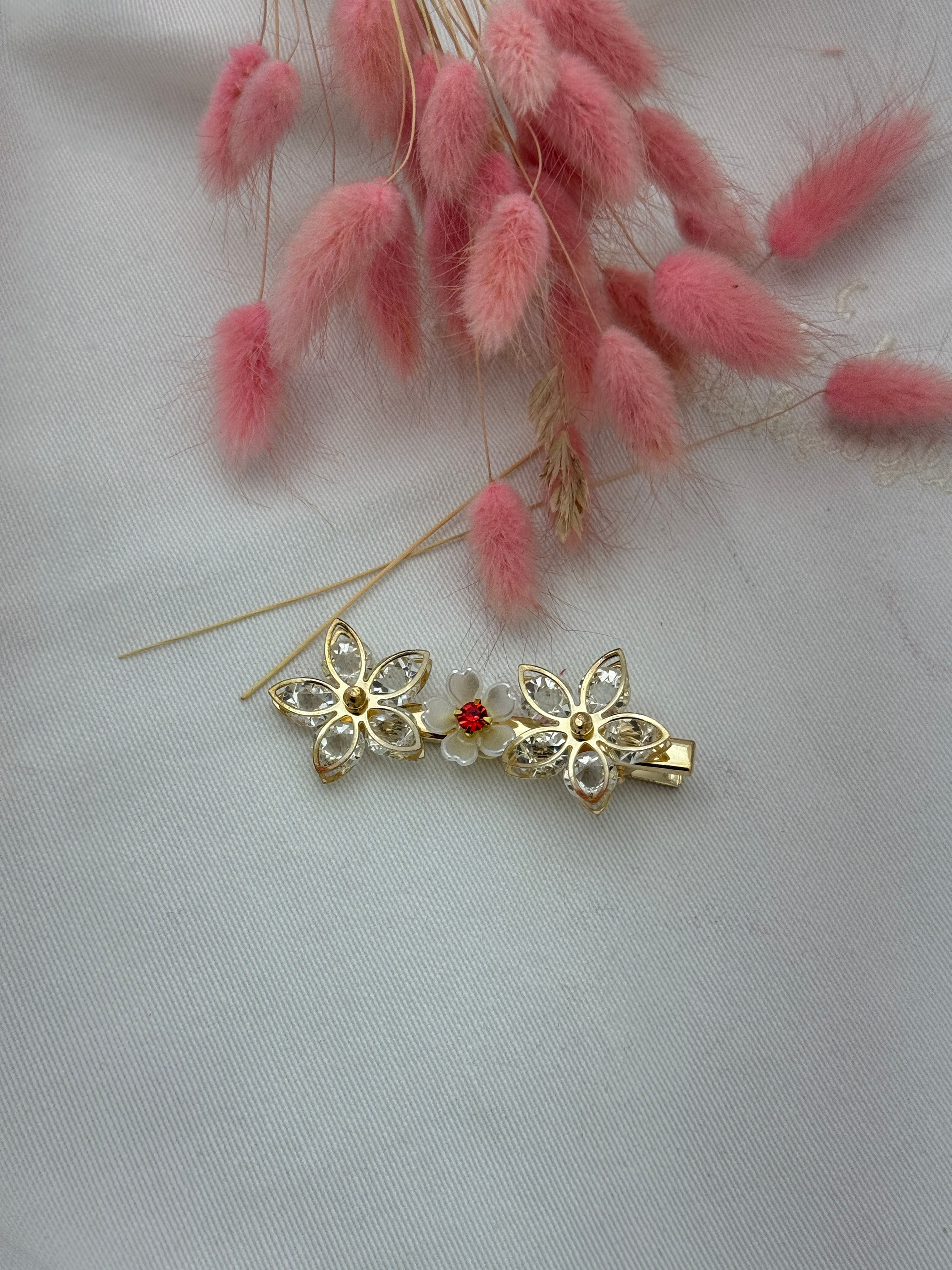 Gold çiçekli pens toka B-0002