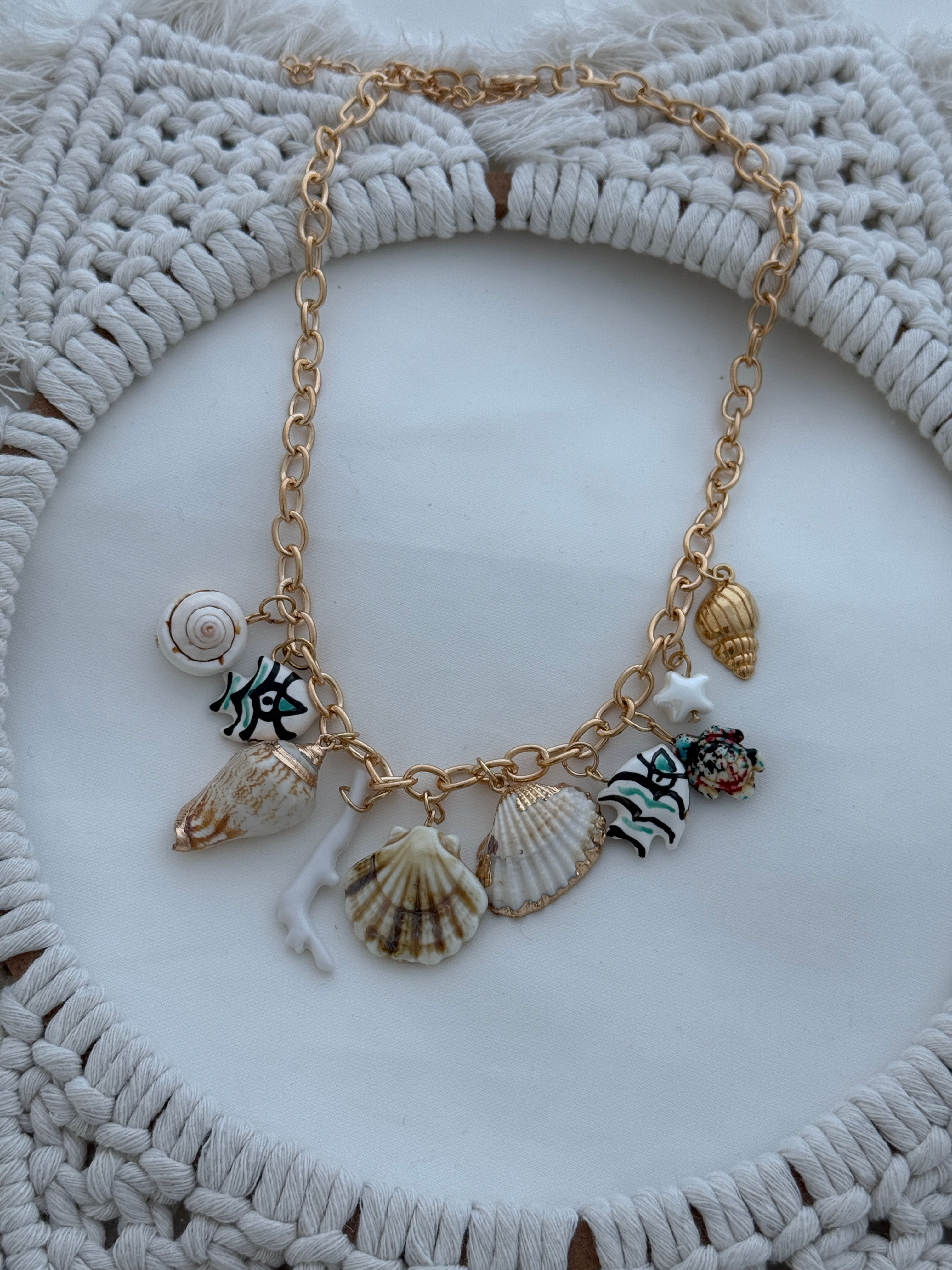 Gold midyeli kolye B-0589