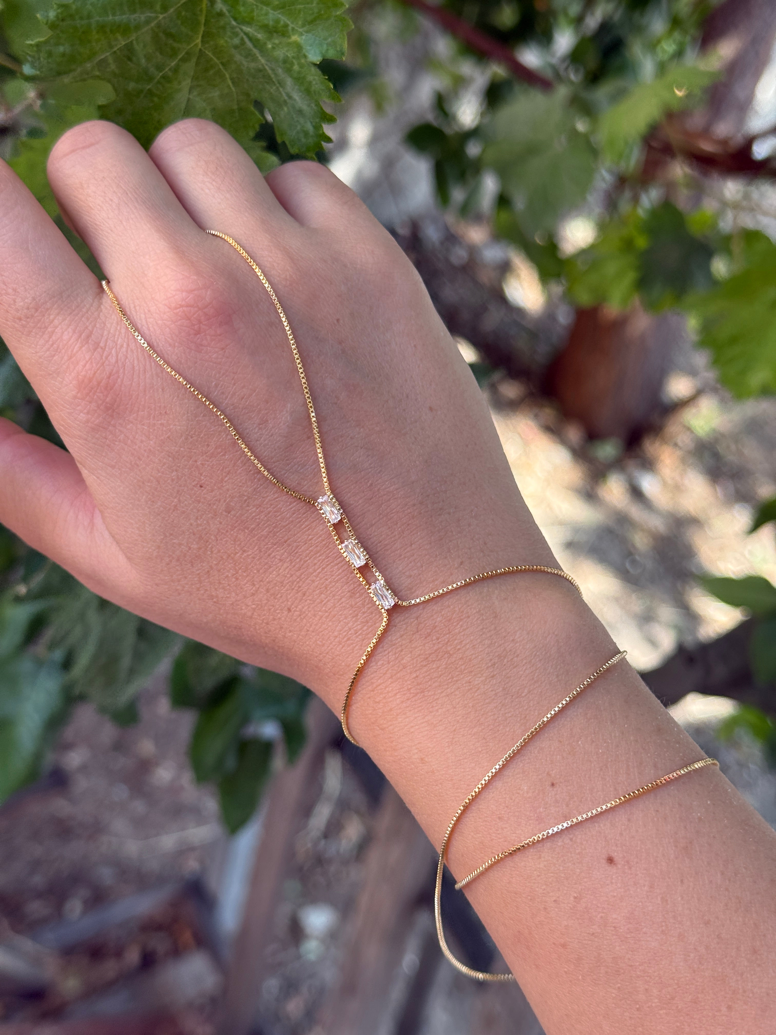 Gold taş detaylı şahmeran SSAH083