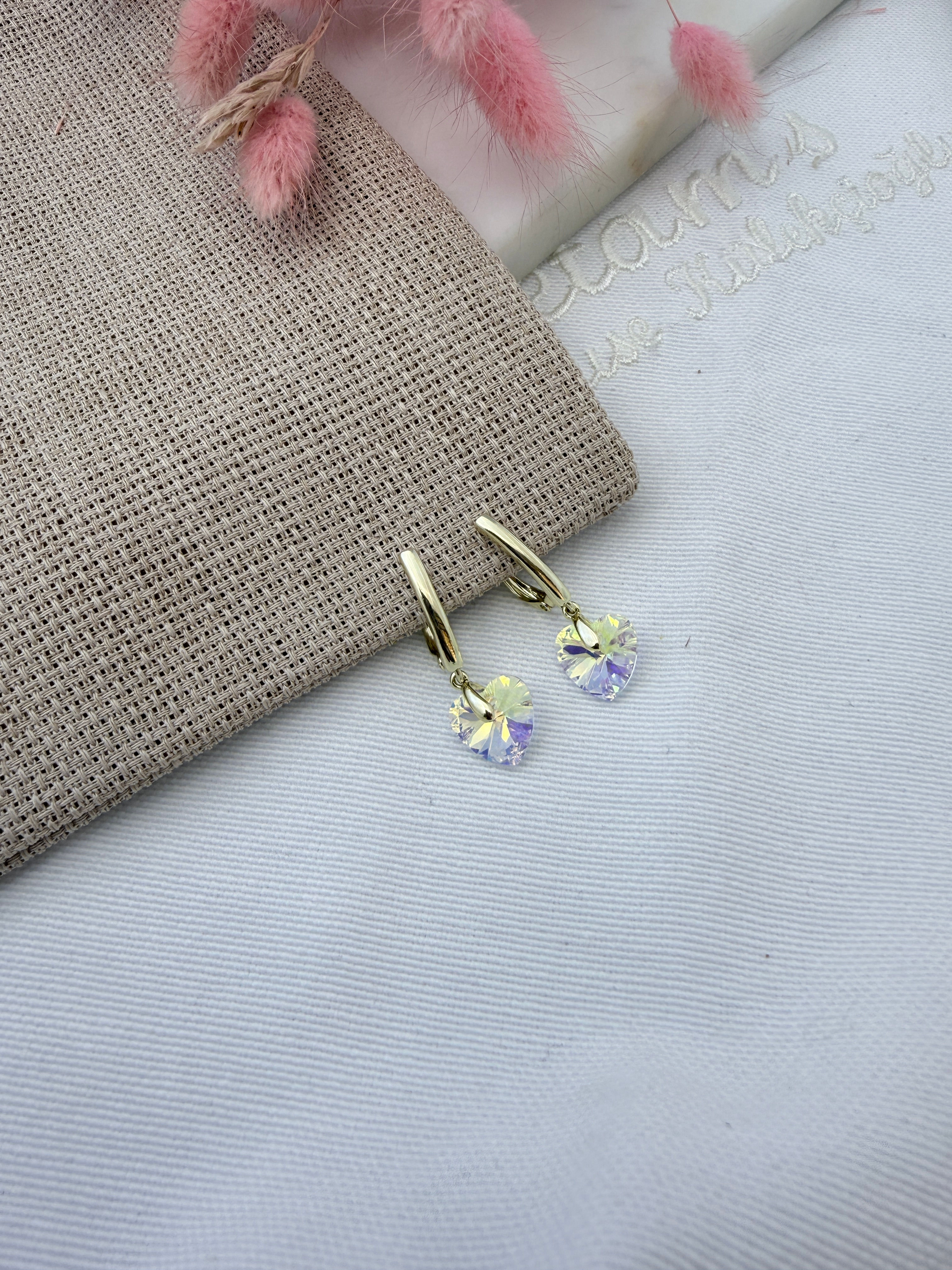 Beyaz kalpli taşlı xuping mini u halka küpe B-0054