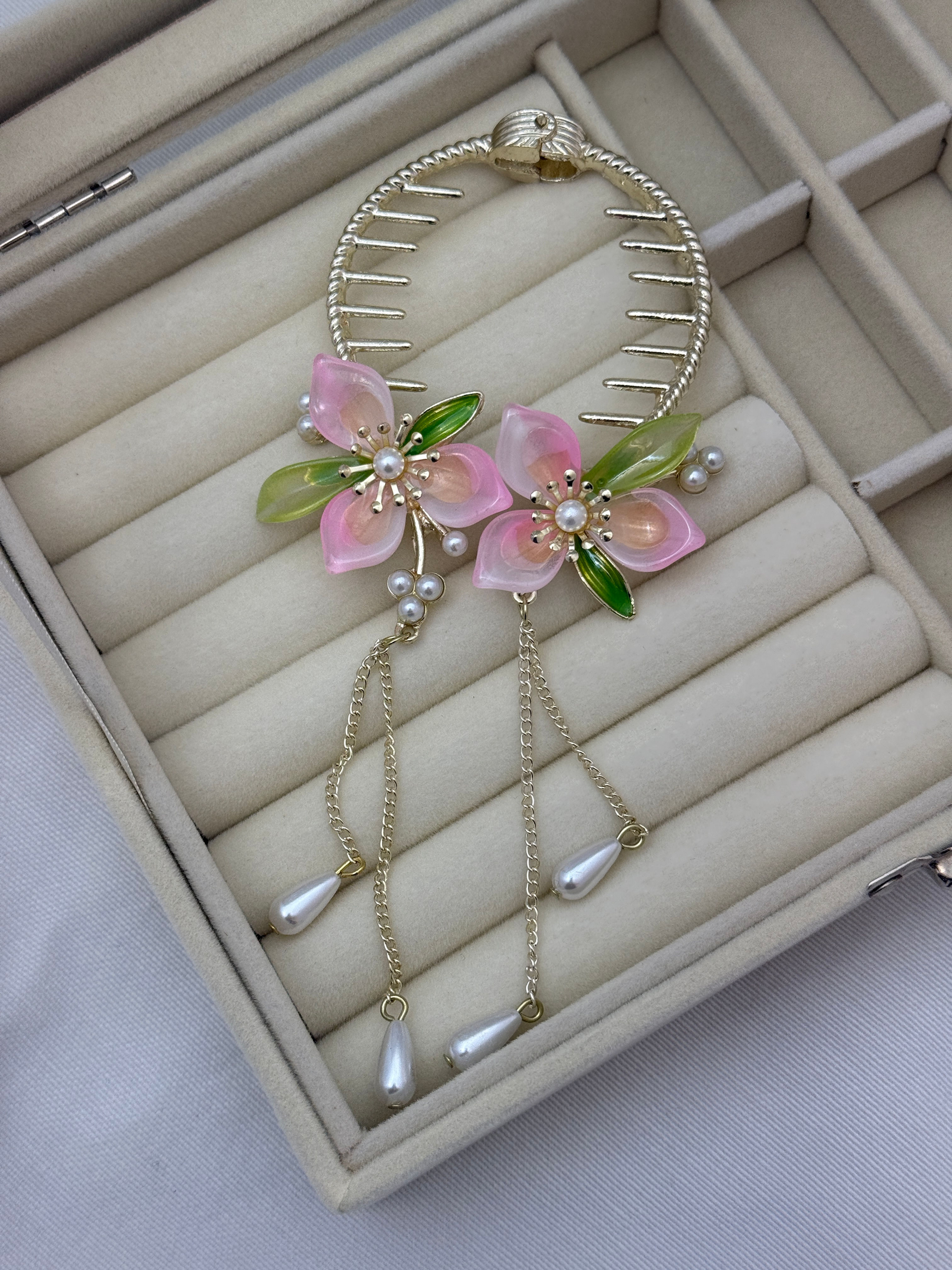 Pembe çiçekli topuz tokası B-0182