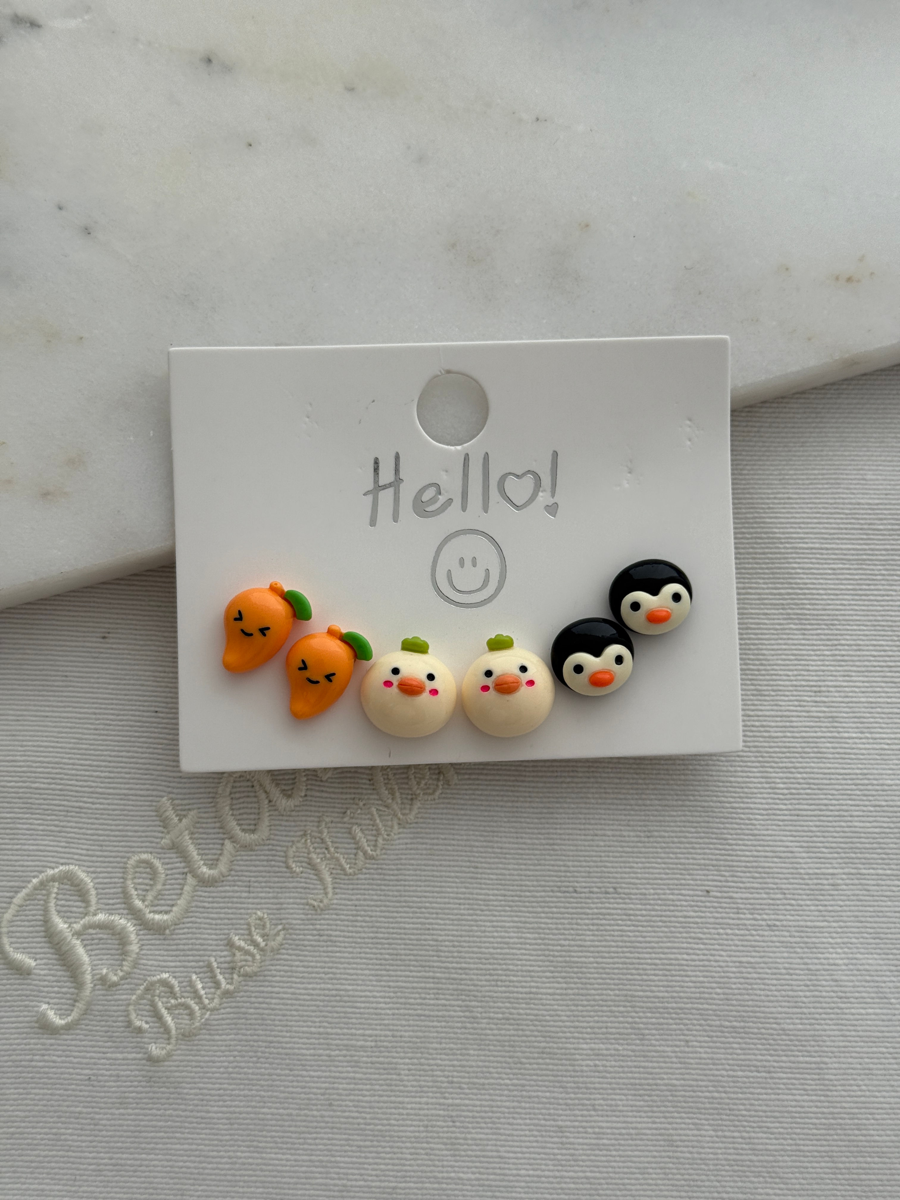 Renkli havuç ve penguen set küpe AK-245