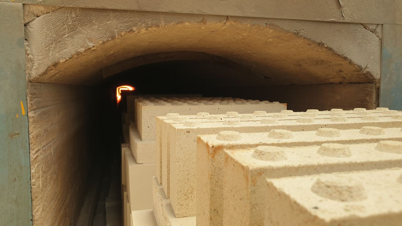 Briques emboitables UZUME chez TELLUS CERAM
