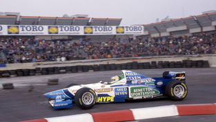 The Indoor Trophy: F1’s last non-championship event