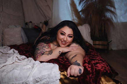 curvy-mature-womens-boudoir-houston.jpg