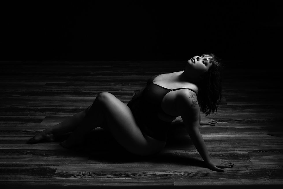 houston-texas-luxury-boudoir-experience-for-women-by-lorie-boughton (14 of 18).jpg