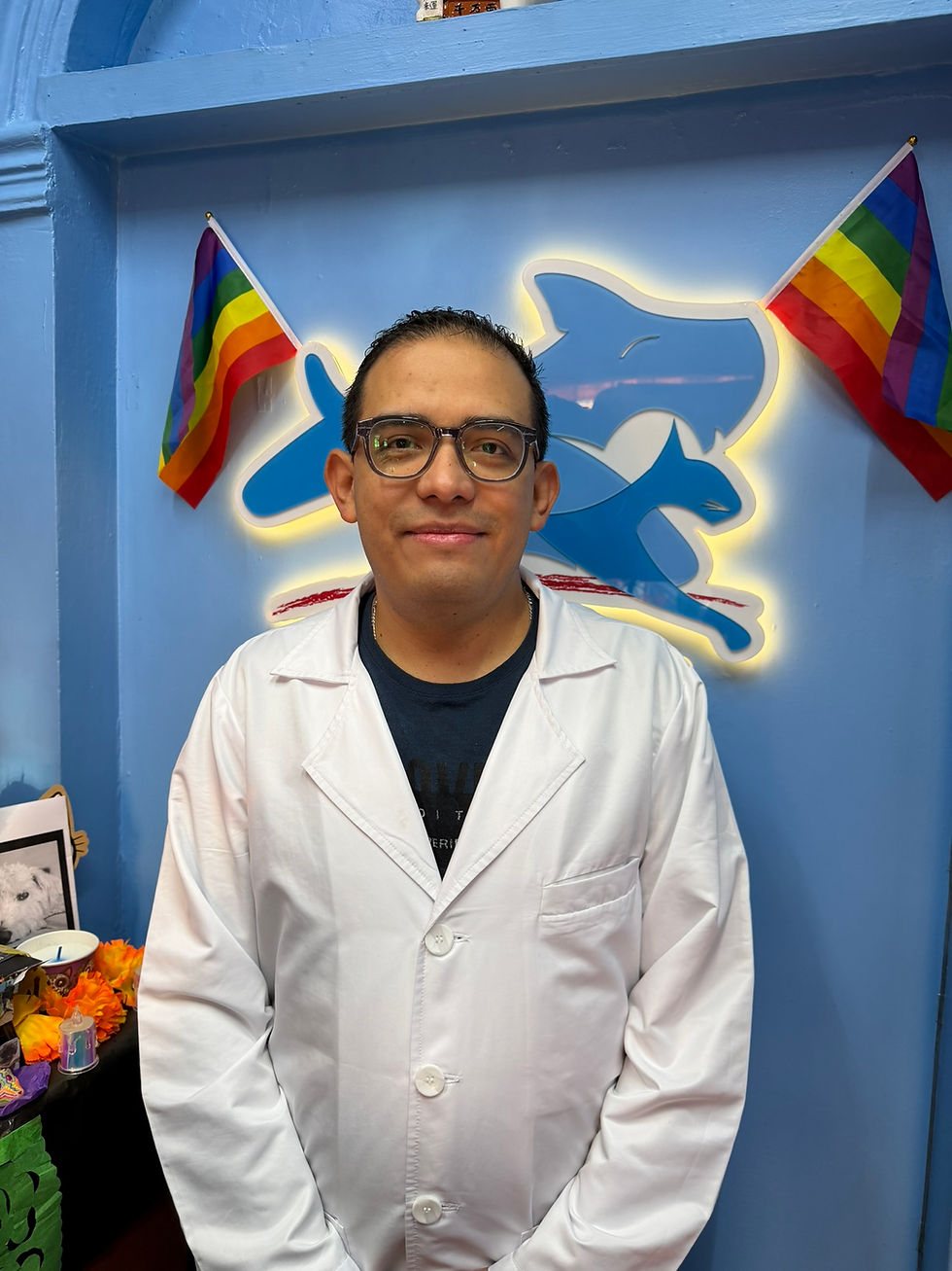 Dr. Juan Amador