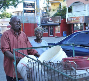 Pobreza y desprotección arropan a Barrio Cuba