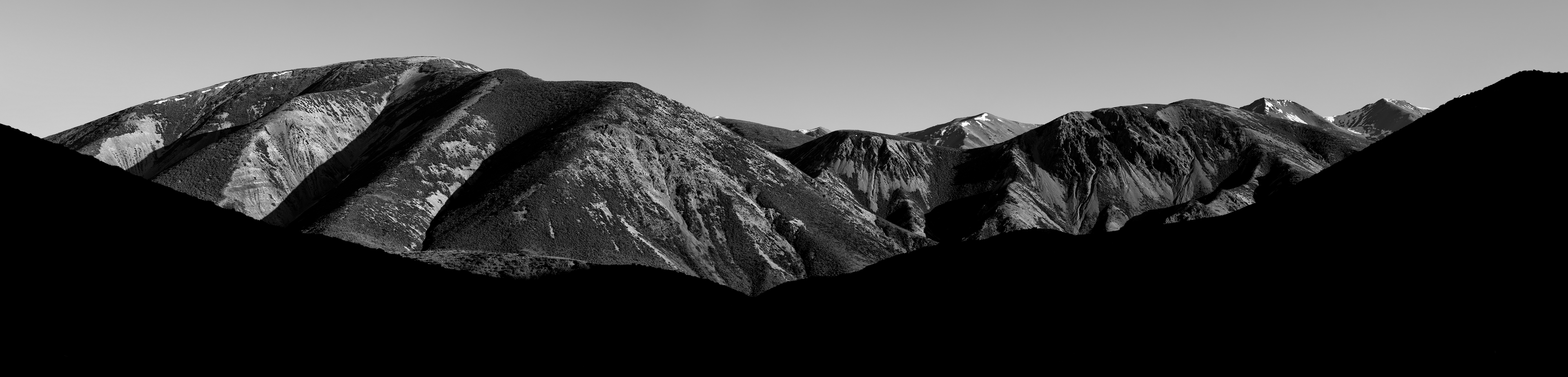 Monochrome Mountains - Porters Pass