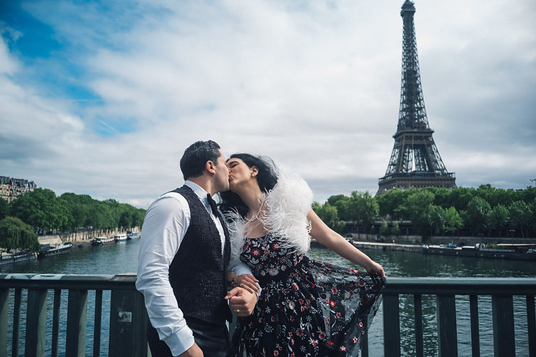 Paris Engagement Photographer