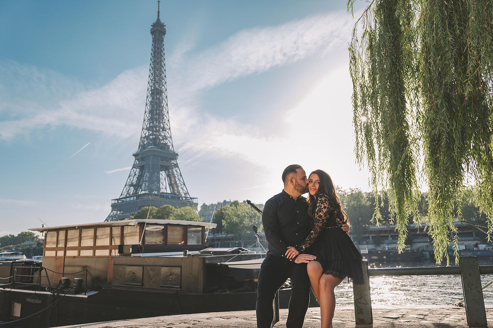 Romantic Parisian Moments: Capturing Timeless Love - Couple Photography in Paris