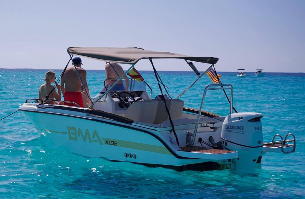 Conoce la flota de Marea Sun Charter