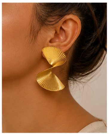 Stainless Steel Shell Fan Design Earrings
