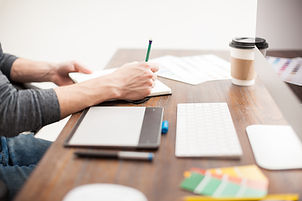 Graphiste au travail