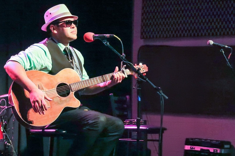 Drew Allen: Drew Allan is a seasoned Central Ohio entertainer with over 20 years of experience performing nationally and internationally. A former American Idol contestant, he delivers a crowd-pleasing mix of classic, recognizable music spanning multiple decades. Drew has performed at high-profile events for notable figures including Coach Urban Meyer, The Ohio State University, PGA professionals, Grammy winners, and Super Bowl champions. He’s also a longtime performer for the Columbus Clippers and Pinnacle Golf Club. You can catch Drew live every Friday on the Cimi’s Bistro patio, May through the end of August, bringing his signature energy and timeless setlist to summer nights.