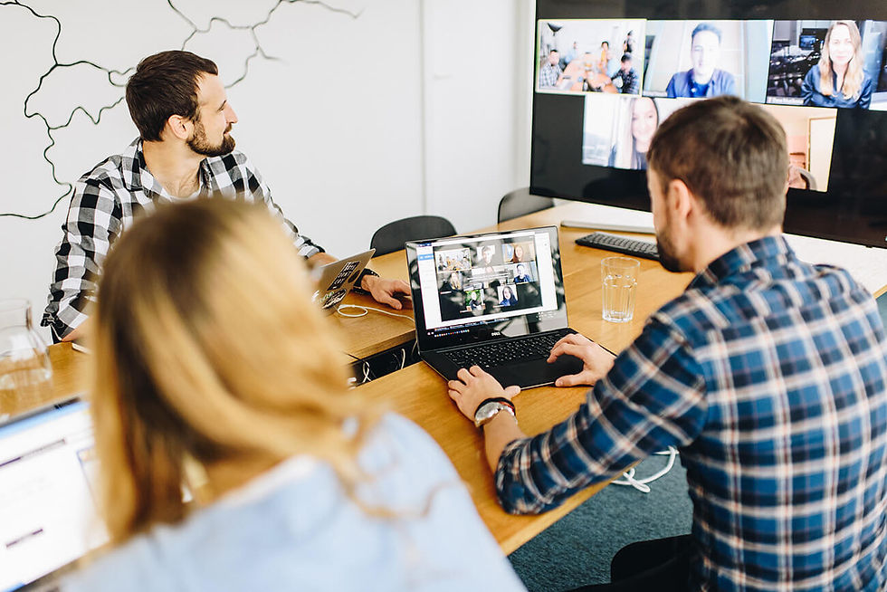 slido-blog-hybrid-meetings-tips-camera.jpg