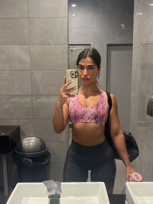 Fitness Model Evelyn Franes Collections - The Humor Stop