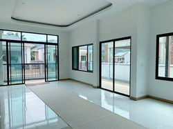 LINE_ALBUM_C12_251124_12