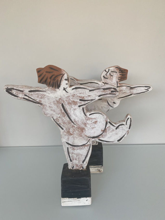 “Spinning women”, painted ceramics mounted on a plaster, 53cm height, 2019.jpeg