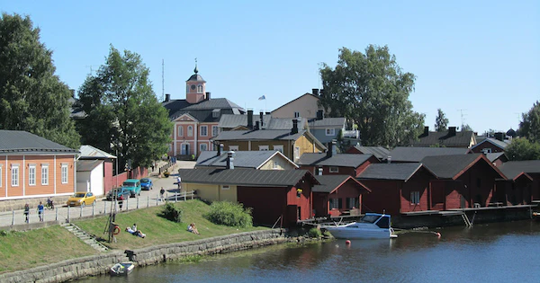 Finland_1bfc9017-a956-4757-81f6-78982297e43b.webp