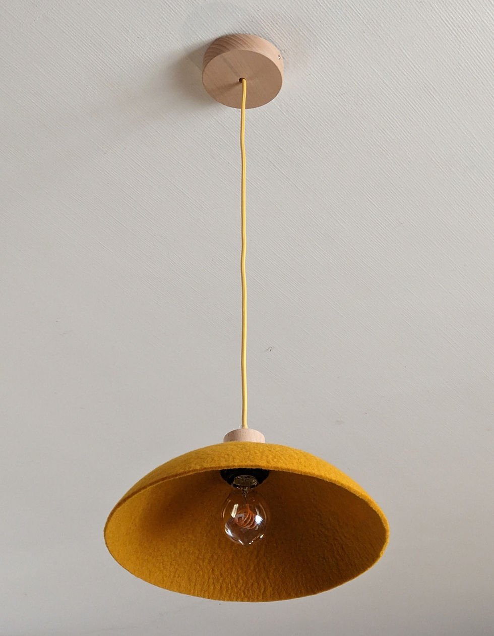 Miniature : Lampe suspension REGARD jaune