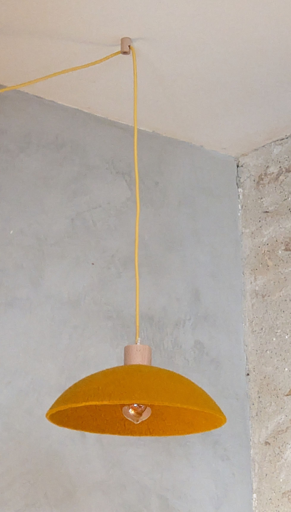 Miniature : Lampe suspension REGARD jaune