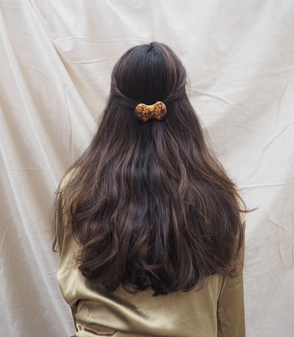 Thumbnail: Tortoise barrette hair clip