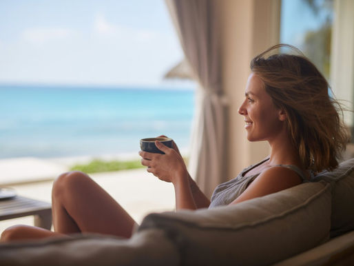 Airbnb Packing List: What We Bring (After a Few “We Should’ve Thought of That” Trips)